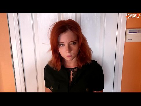 ❤️ Guardia di sicurezza ha punito una bella donna per taccheggio - Sborra in bocca Video di sessoal it.pornohammer.ru ️❤